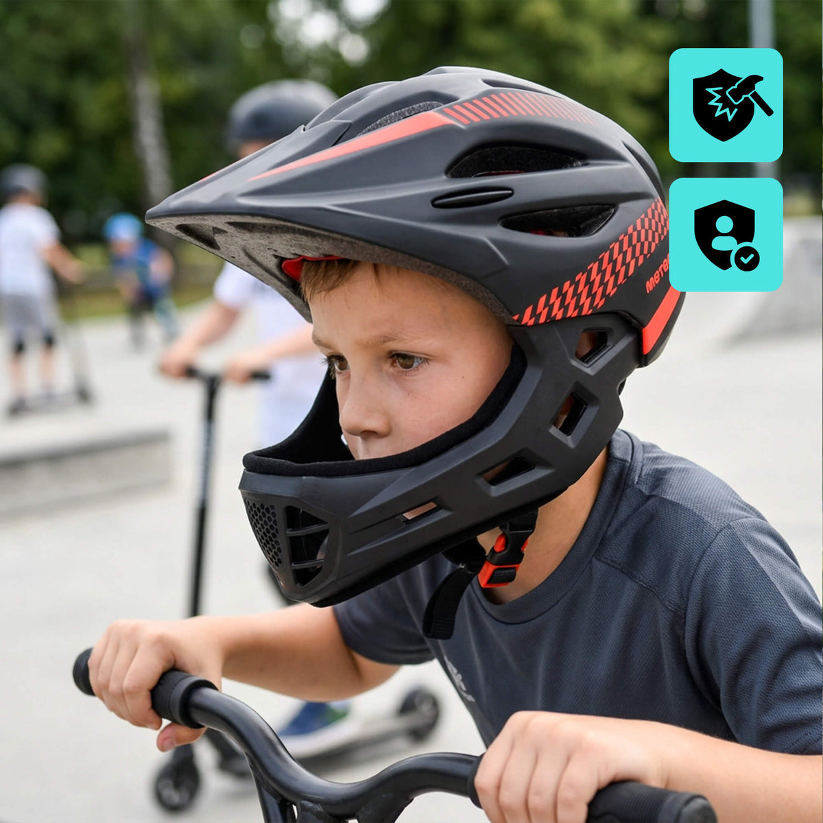 Velosipēdu ķivere pilnai sejai Meteor Lupus S 48-52 cm melna/sarkana