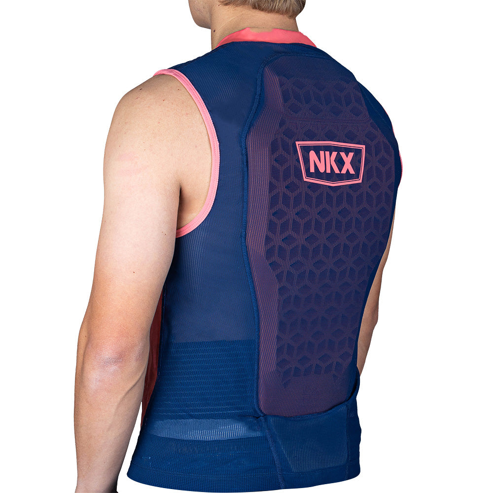 NKX Deluxe muguras aizsargs M izmērs