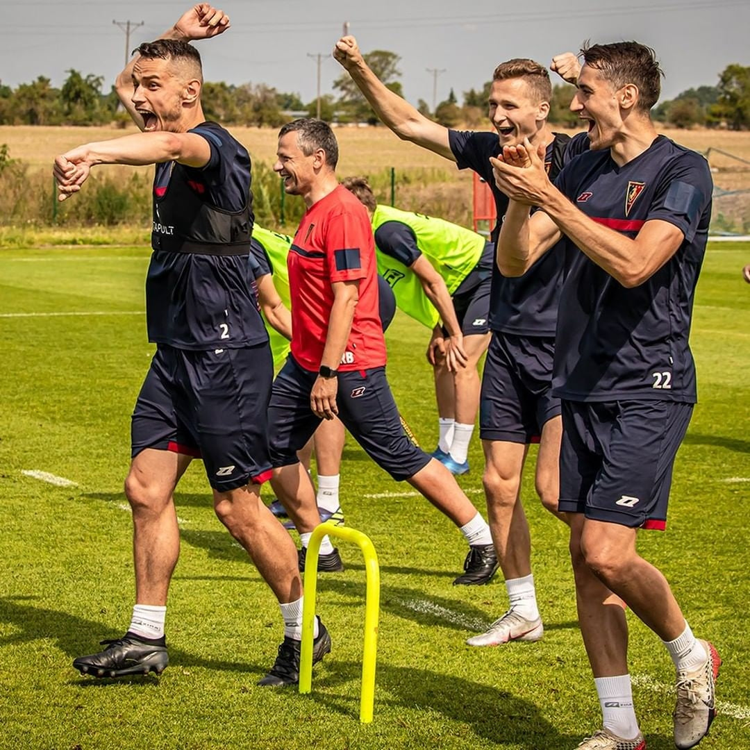 Zālē stiprināmas barjeras Yakimasport