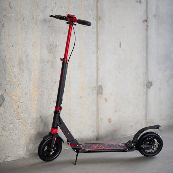 Skrejritenis HM209T BLACK-RED SCOOTER NILS EXTREME