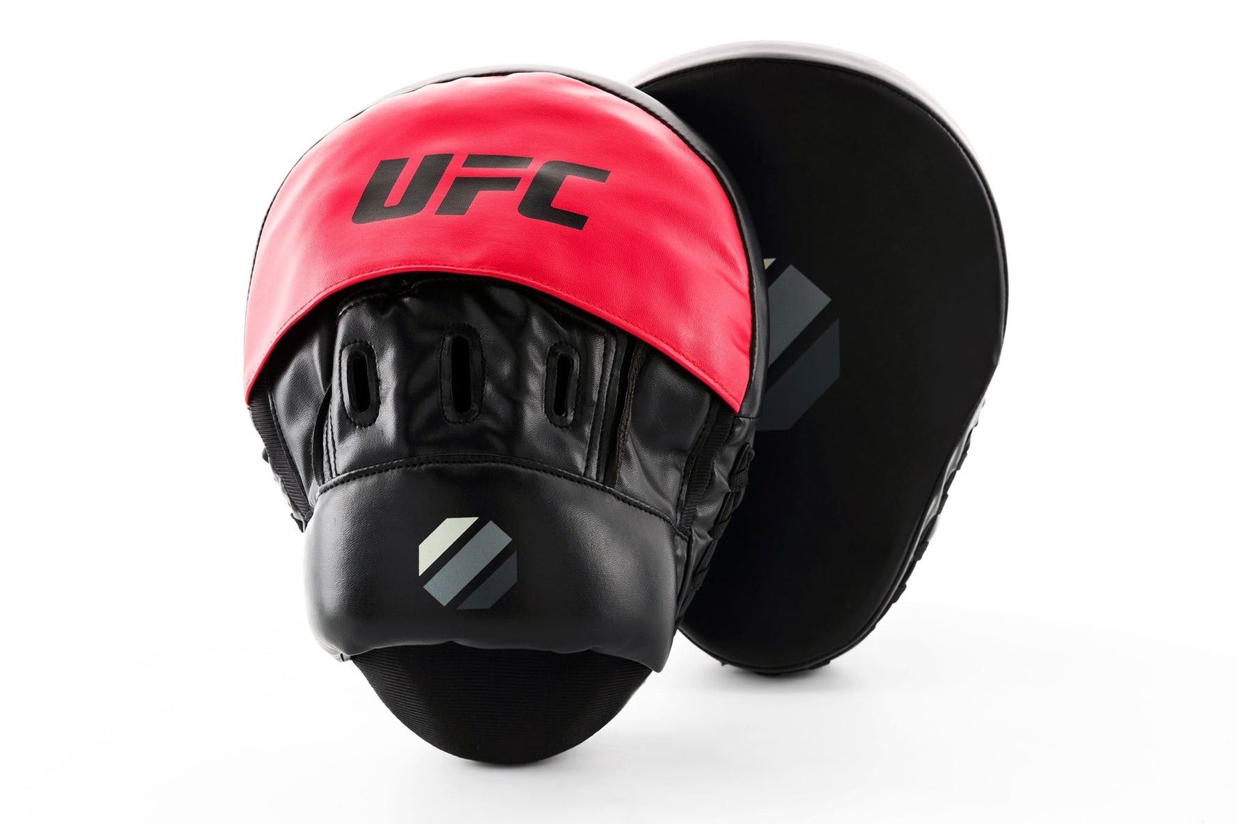 Ķepas UFC