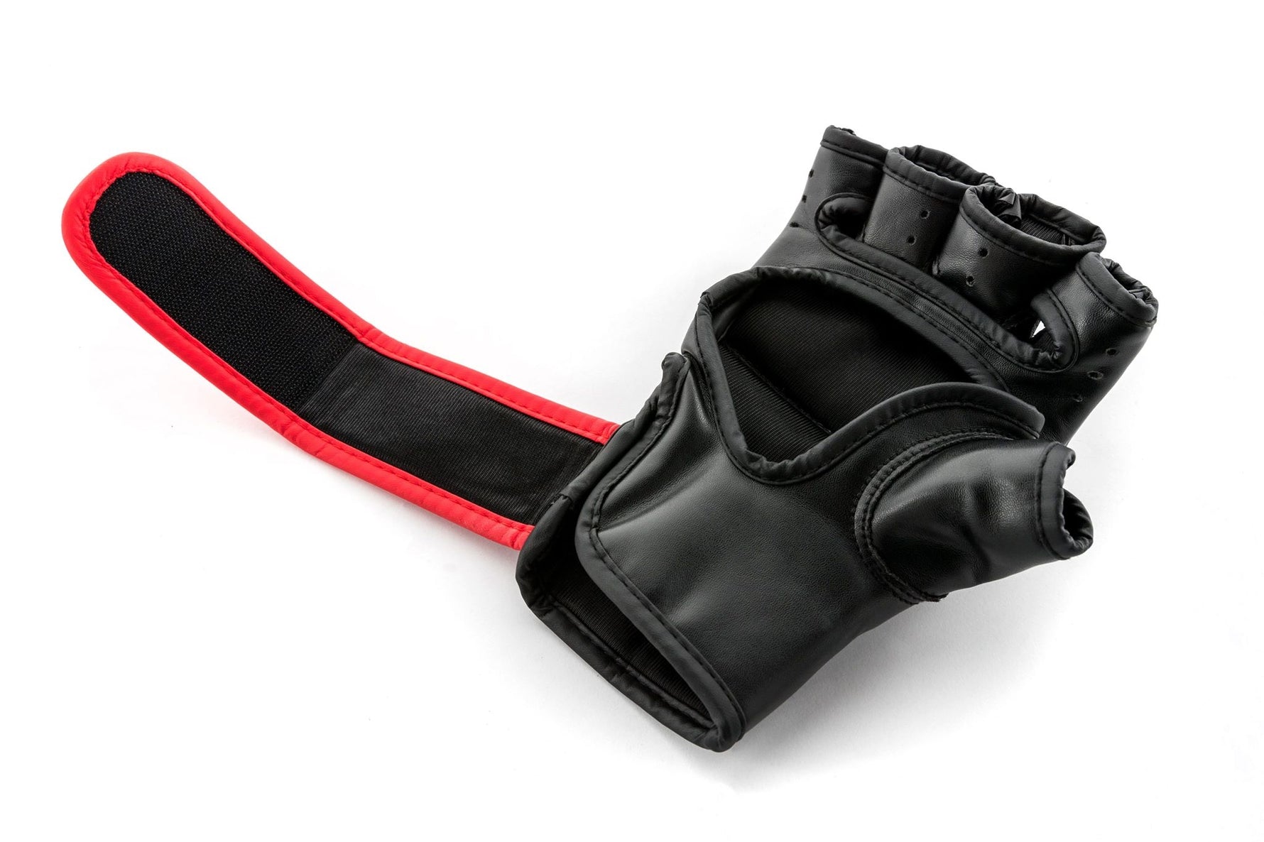 Cimdi UFC MMA 6OZ Bag S/M
