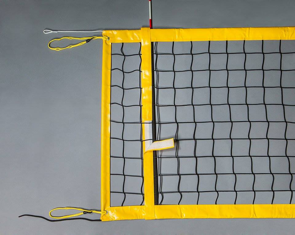 Konkurētspējīgs pludmales volejbola tīkls PE3mm ar antenām 8,5x1m (ar Kevlar kabeli)