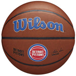 Wilson Team Alliance Detroit Pistons Basketbola bumba WTB3100XBDET