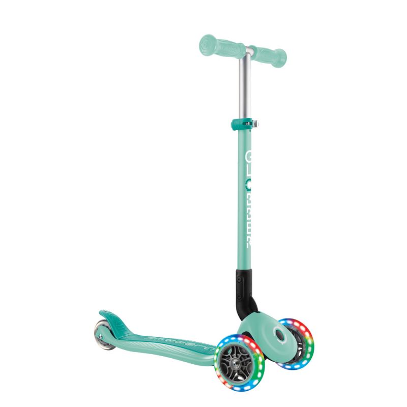Skrejritenis Globber Primo Foldable Lights Jr scooter 432-206-3