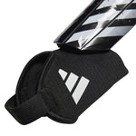 Adidas Predator SG Mtc Jr HN5582 futbola apakšstilbu aizsargi - M
